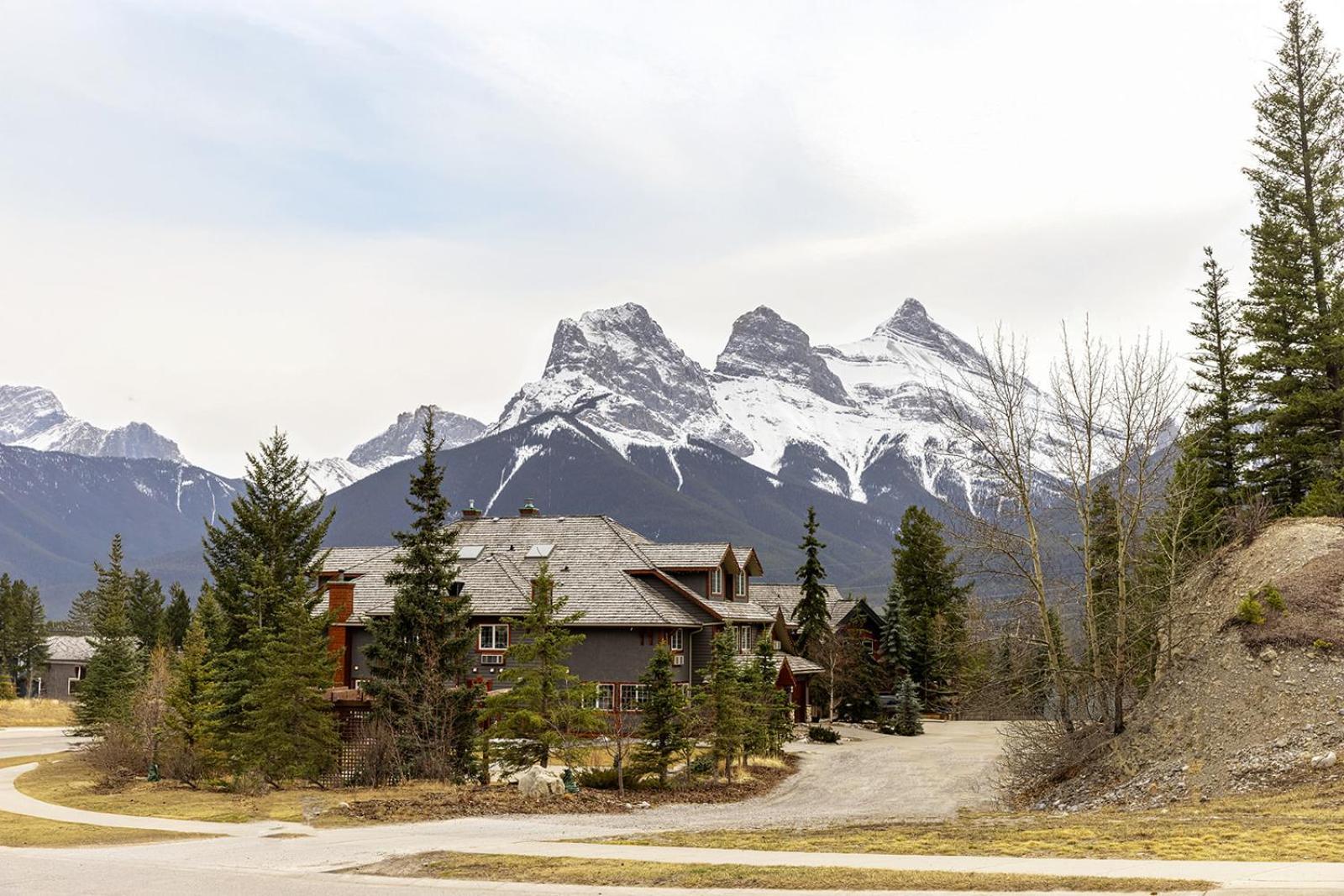 Creekside Villa Canmore Eksteriør billede