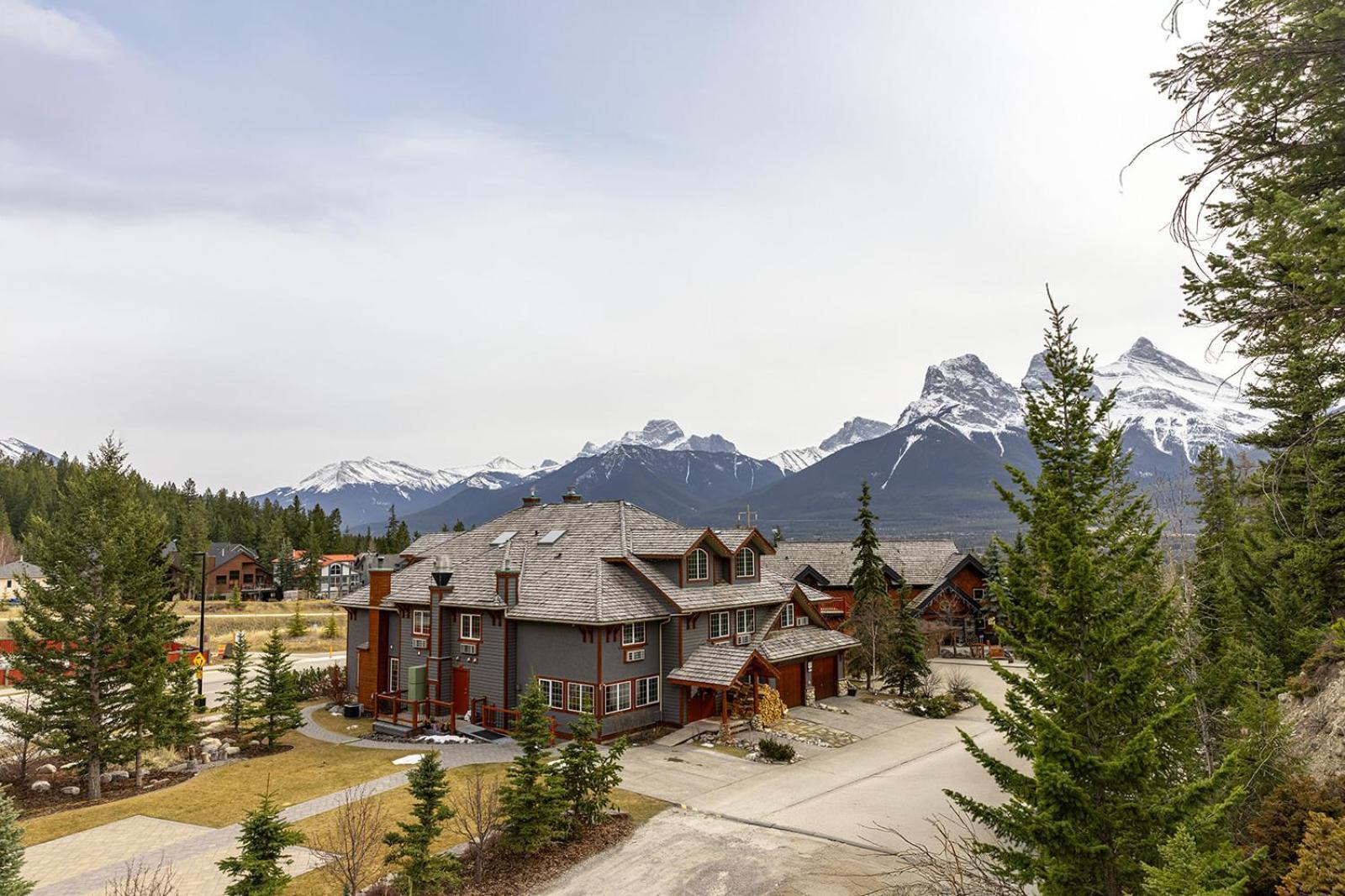 Creekside Villa Canmore Eksteriør billede